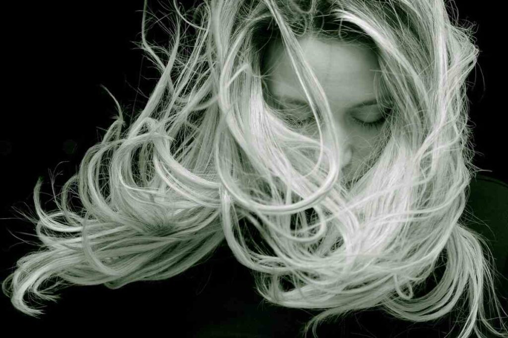 The Complete Hair Care Routine Guide: How to Achieve Healthy, Strong, and Beautiful Hair Naturally Hair care